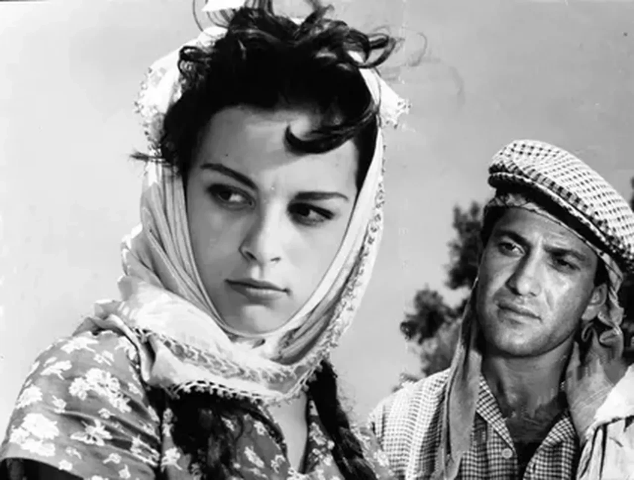 Yeşilçam'ın unutulmaz filmi Susuz Yaz diziye uyarlanıyor! Altın Ayı ödüllü film için hazırlıklar başladı