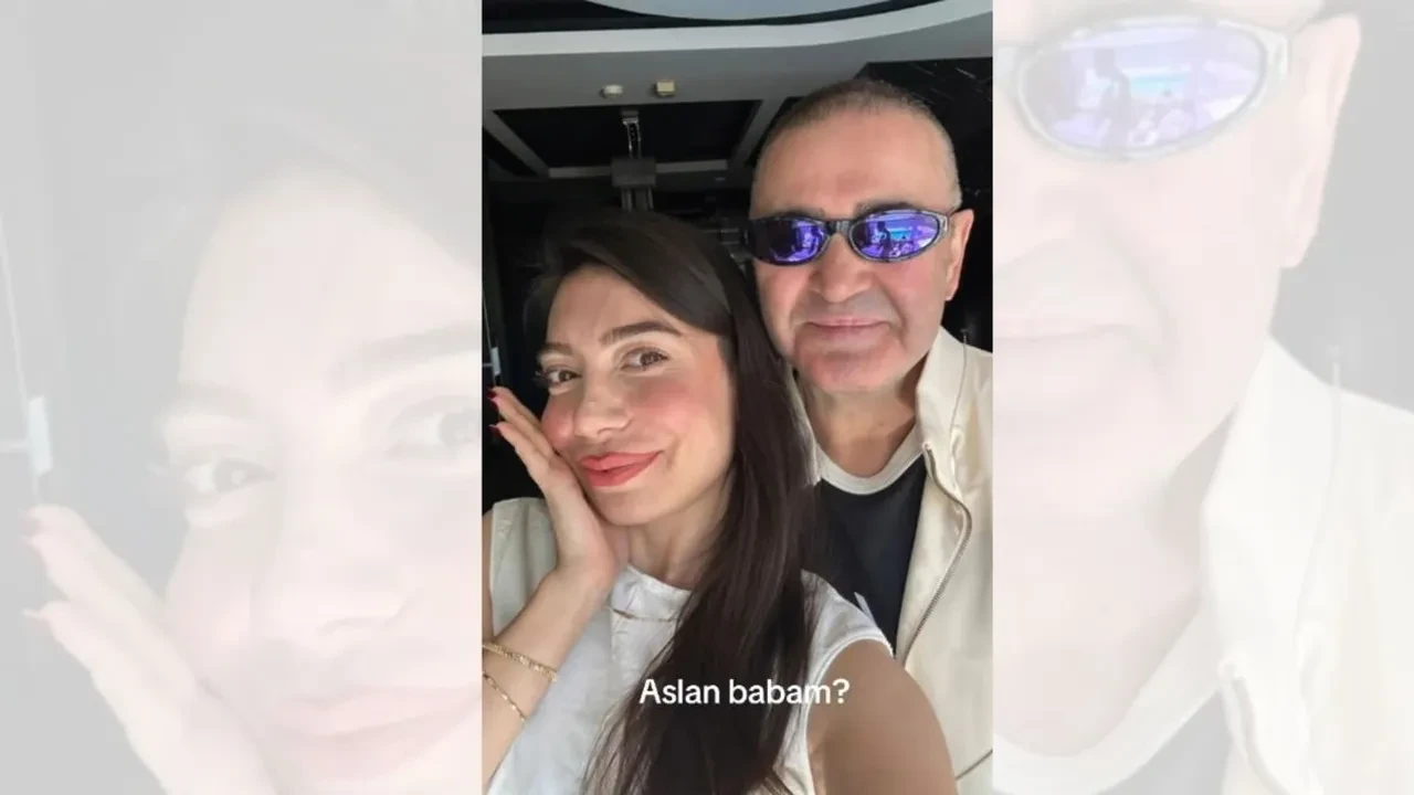 Alemin Kıralı'nın Aslan'ı ve Oben'i yıllar sonra buluştu! Şafak Sezer ve Birsu Demir'den sevenlerini geçmişe götüren kare