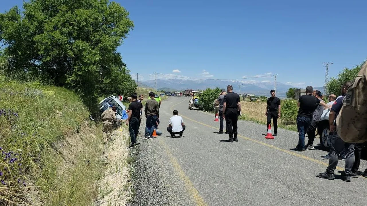Arazi anlaşmazlığı nedeniyle kardeşini katletti! Aracı kurşun yağmuruna tuttu