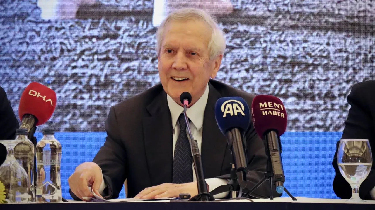 Aziz Yıldırım'dan sert açıklama! "Onların akıllarına ihtiyacım yok"