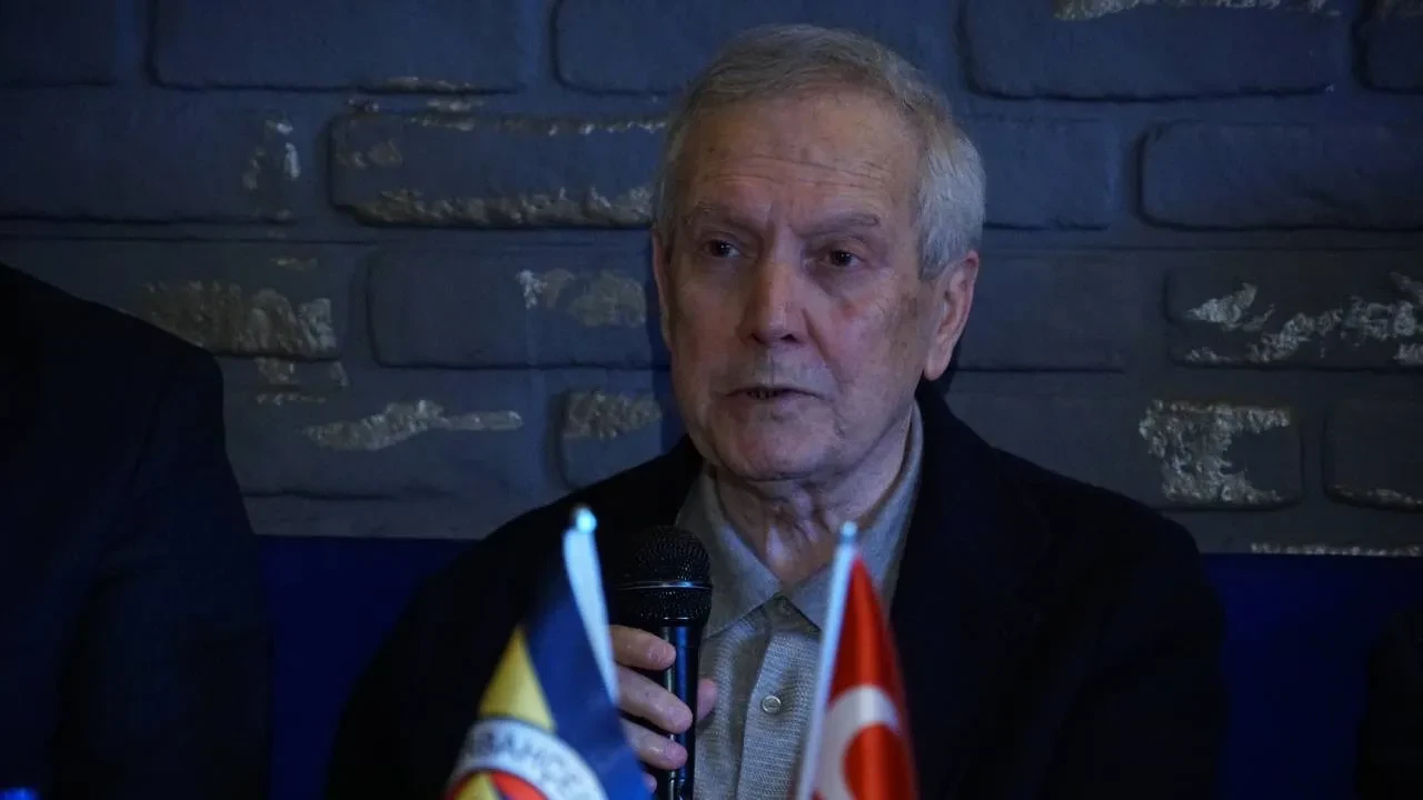 Aziz Yıldırım'dan transfer müjdesi! "2 santrforla anlaştık"