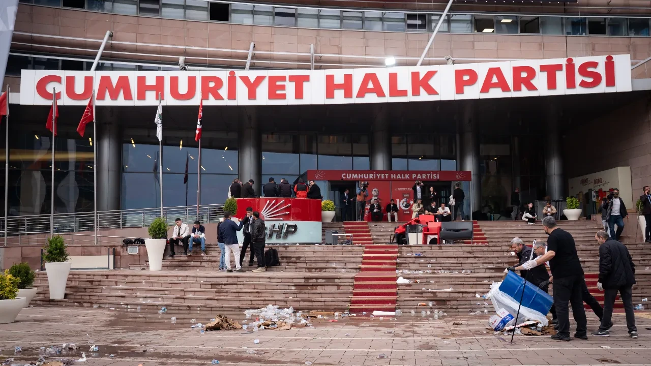 CHP'de kurultay için Özgür Özel grubu harekete geçti: "Yapılmazsa CHP seçime giremez!"