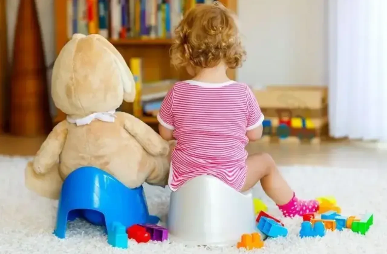 Deneyenler faydasını görüyor! 3 yaş çocukta gece ve gündüz en etkili tuvalet eğitimi yöntemleri
