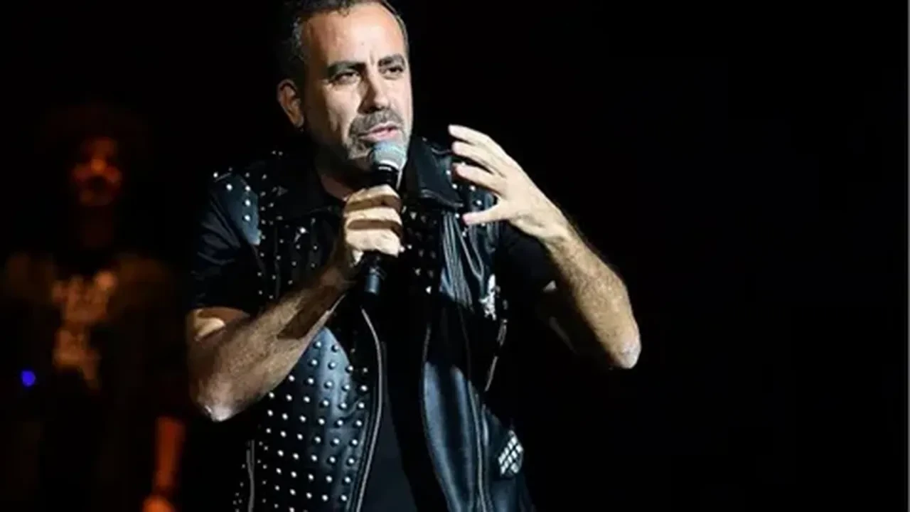 Haluk Levent sahne aldığı sırada aniden fenalaştı! Tokat konserinde korkutan anlar