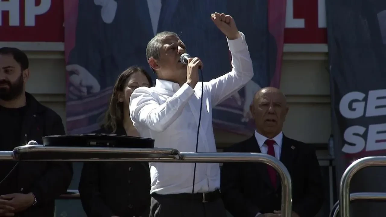 Mansur Yavaş'ın Özgür Özel'in yanında yer almasının perde arkasını Fatih Atik açıkladı: İnanılmaz baskı yapıldı