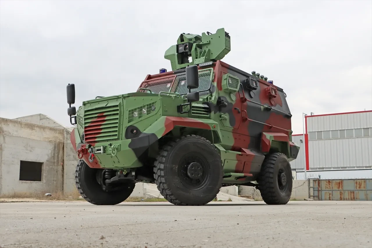 Mehmetçiğe yeni nesil güç: HIZIR 4x4'te ilk teslimat tamamlandı