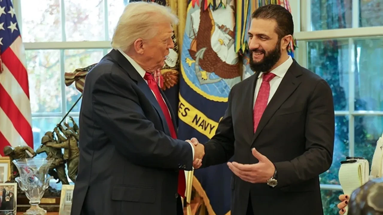 Şara, Trump ile görüştü: Kalan yaptırımların kaldırılmasını istedi