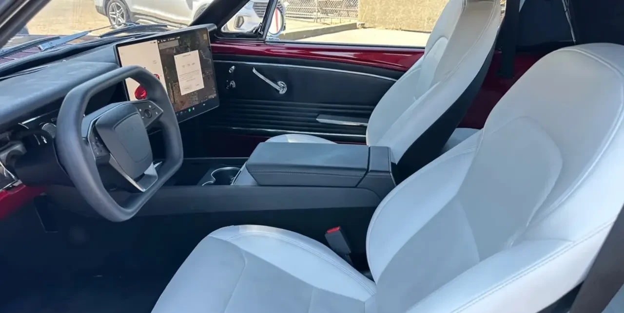 1966 Ford Mustang’e Tesla kalbi: Otonom sürüş bile var