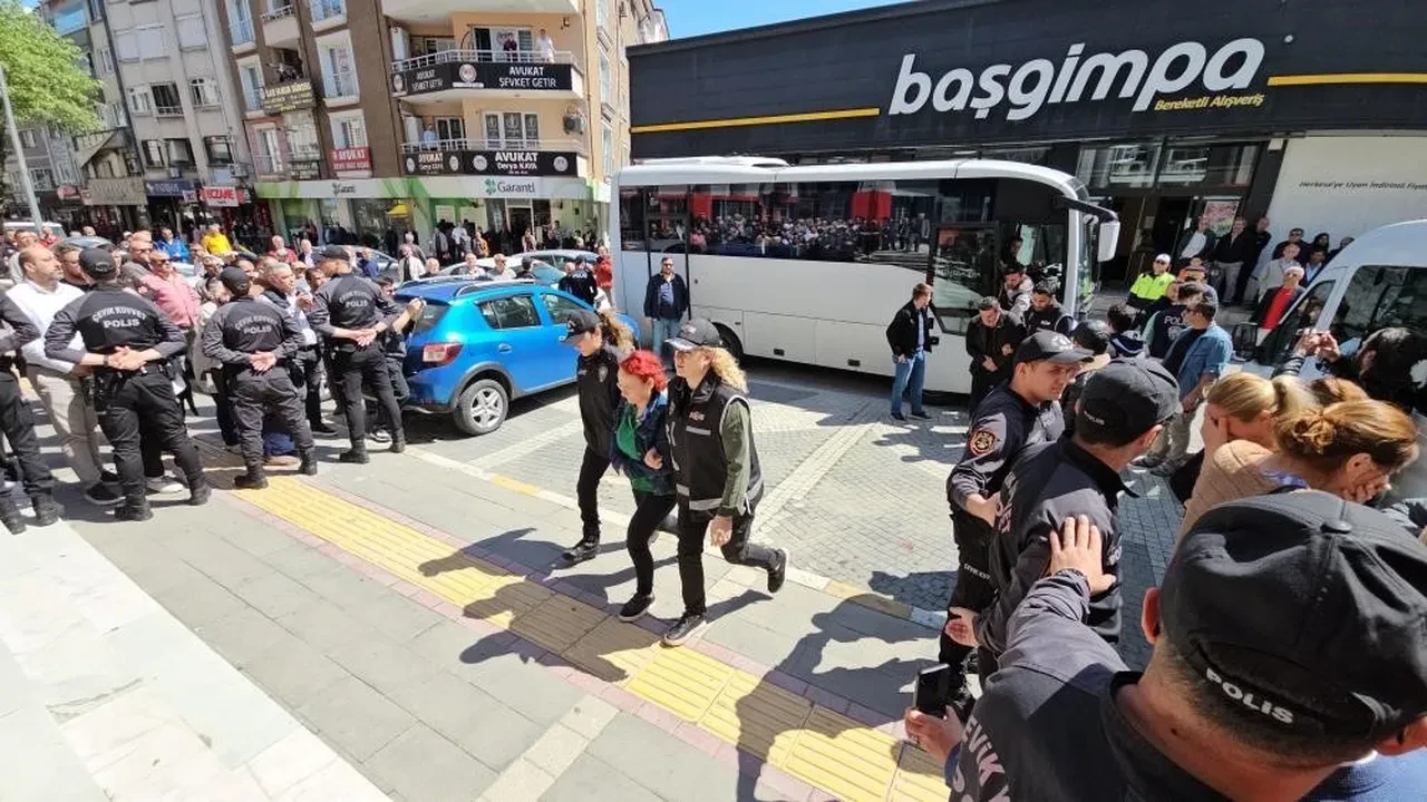 Devrek Belediyesi yolsuzluk soruşturması! CHP'li eski başkan ve ekibine rekor hapis talebi