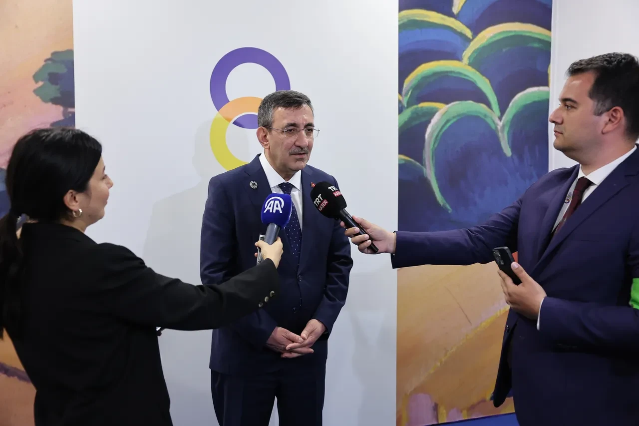 Erivan'da kritik zirve! Cevdet Yılmaz duyurdu: Ani Köprüsü için restorasyon imzaları atıldı