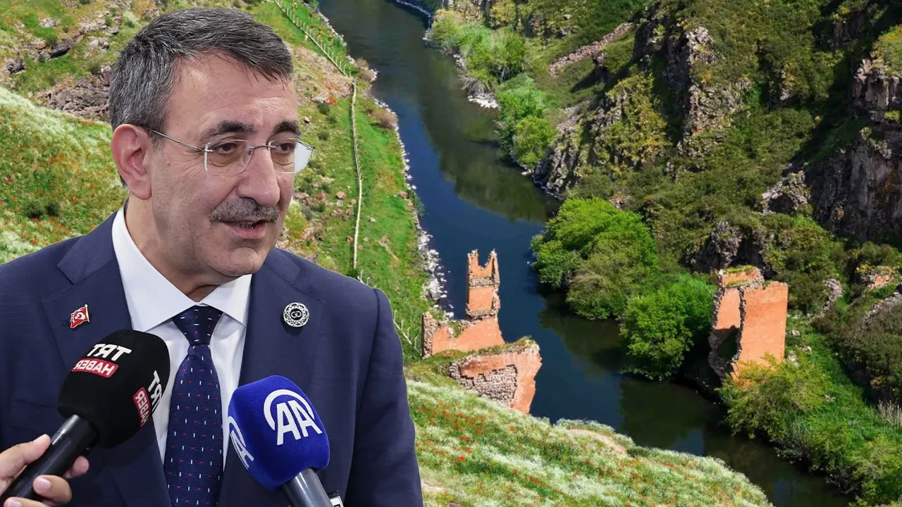 Erivan'da kritik zirve! Cevdet Yılmaz duyurdu: Ani Köprüsü için restorasyon imzaları atıldı
