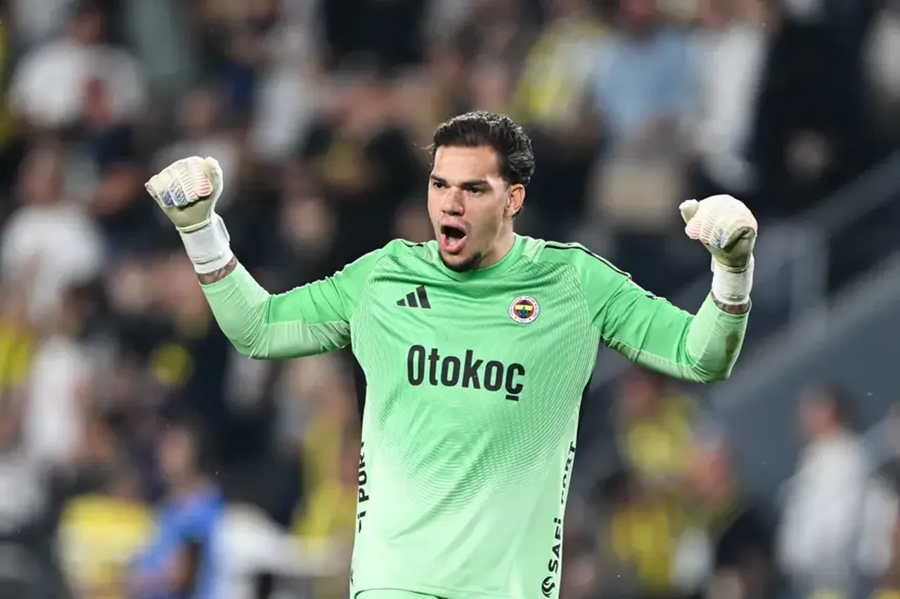 Fenerbahçe'de Ederson ile yollar ayrılıyor! Yönetim kararını verdi: İşte ayrılığın perde arkası