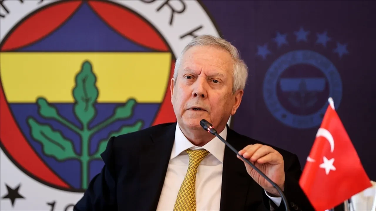 Fenerbahçe'de seçim yarışı kızıştı: Aziz Yıldırım adaylık için son kararını verdi!