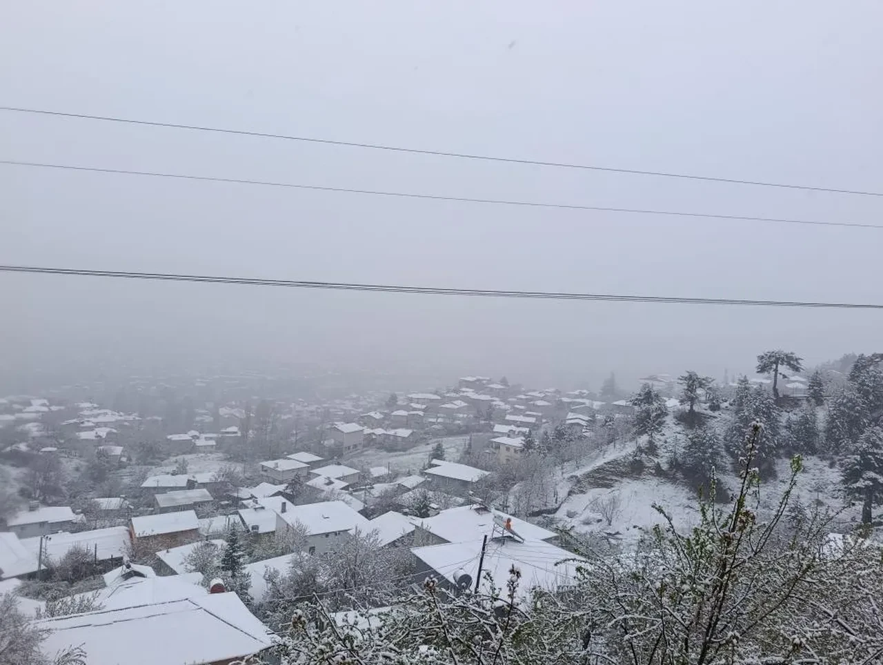 Mayıs ayında Adana'da kar sürprizi! Her yer beyaza büründü