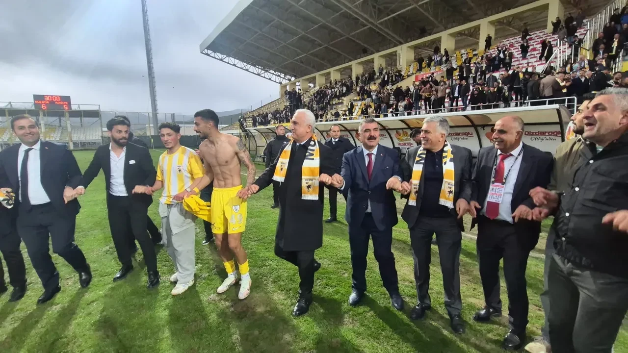 Muşspor adını finale yazdırdı! Muş temsilcisi, Aliağa FK'yi penaltılarla eledi