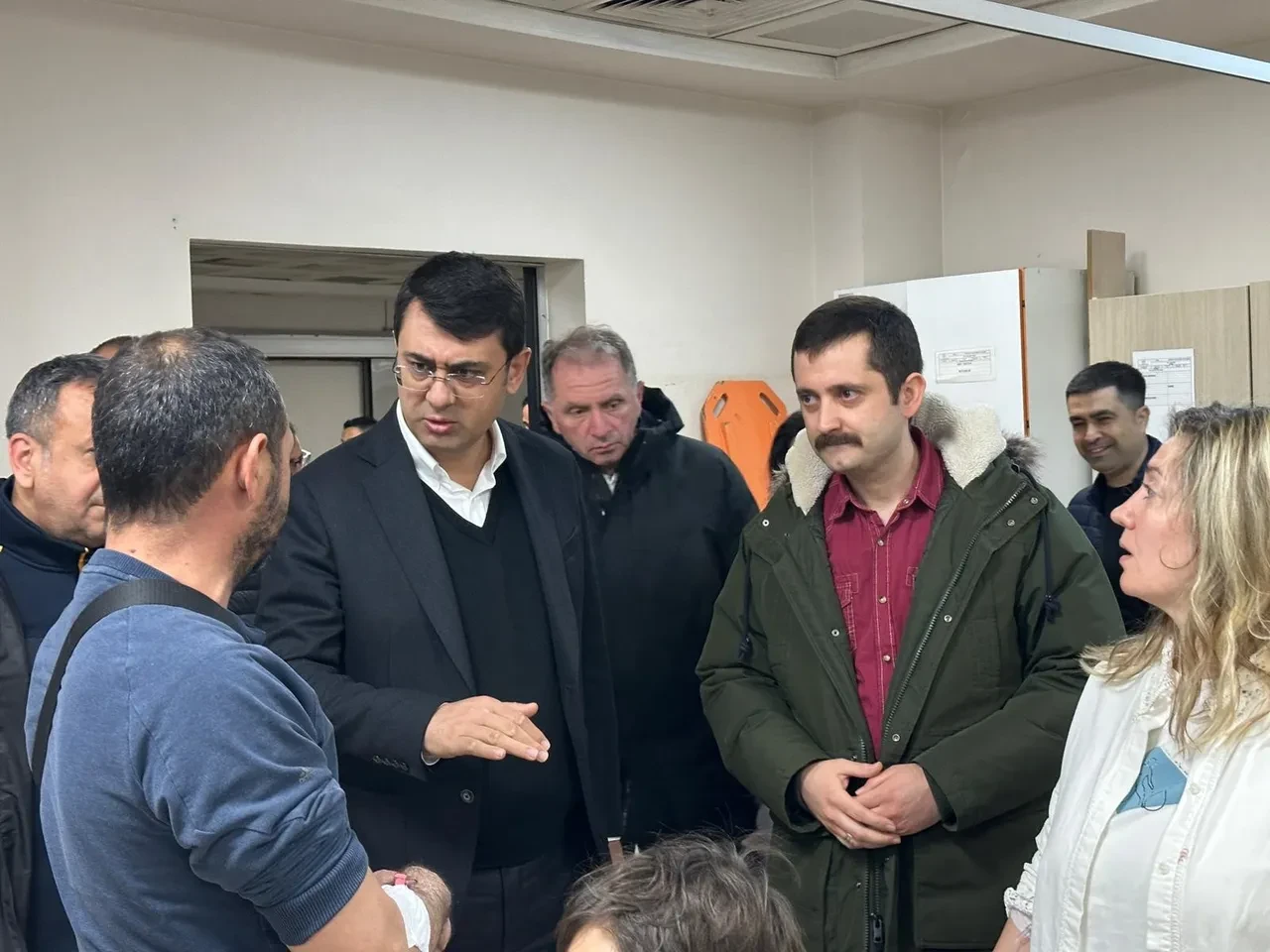 Uşak'ta yolcu otobüsü ve tırın da olduğu 7 araç birbirine girdi: 4 ölü, 34 yaralı