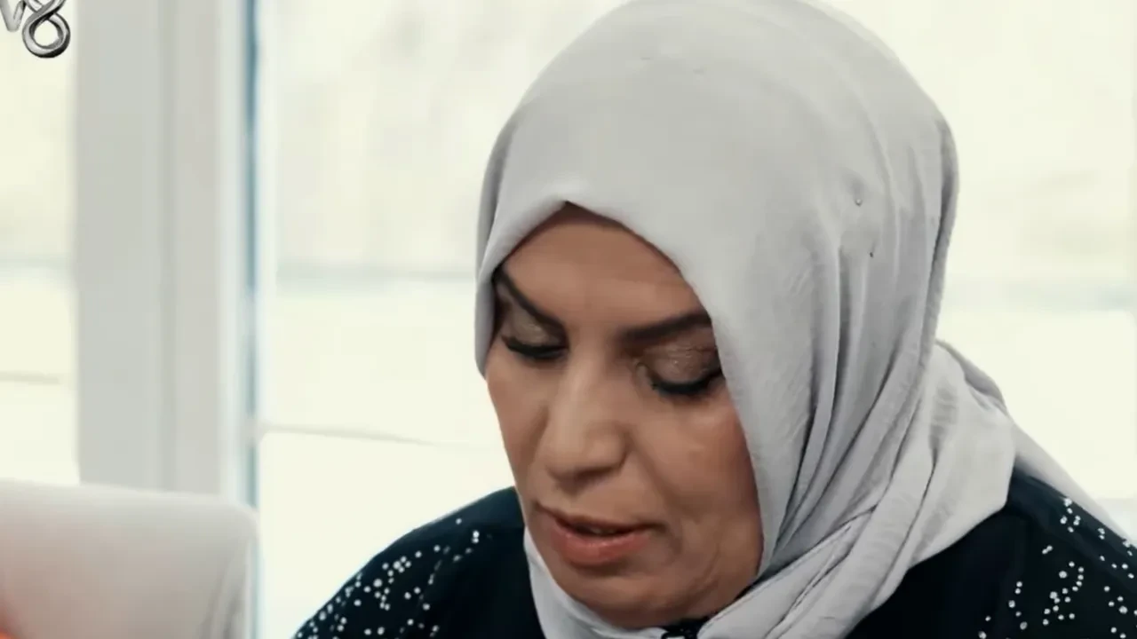 Yemekteyiz Ayten kimdir, kaç yaşında? Zuhal Topal'la Yemekteyiz Ayten Hanım aslen nerelidir?