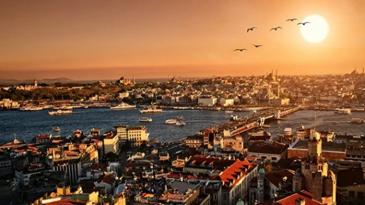 AKOM tarih verdi! İstanbul yaz modunu açıyor: Sıcaklık 30 dereceye kadar çıkacak 