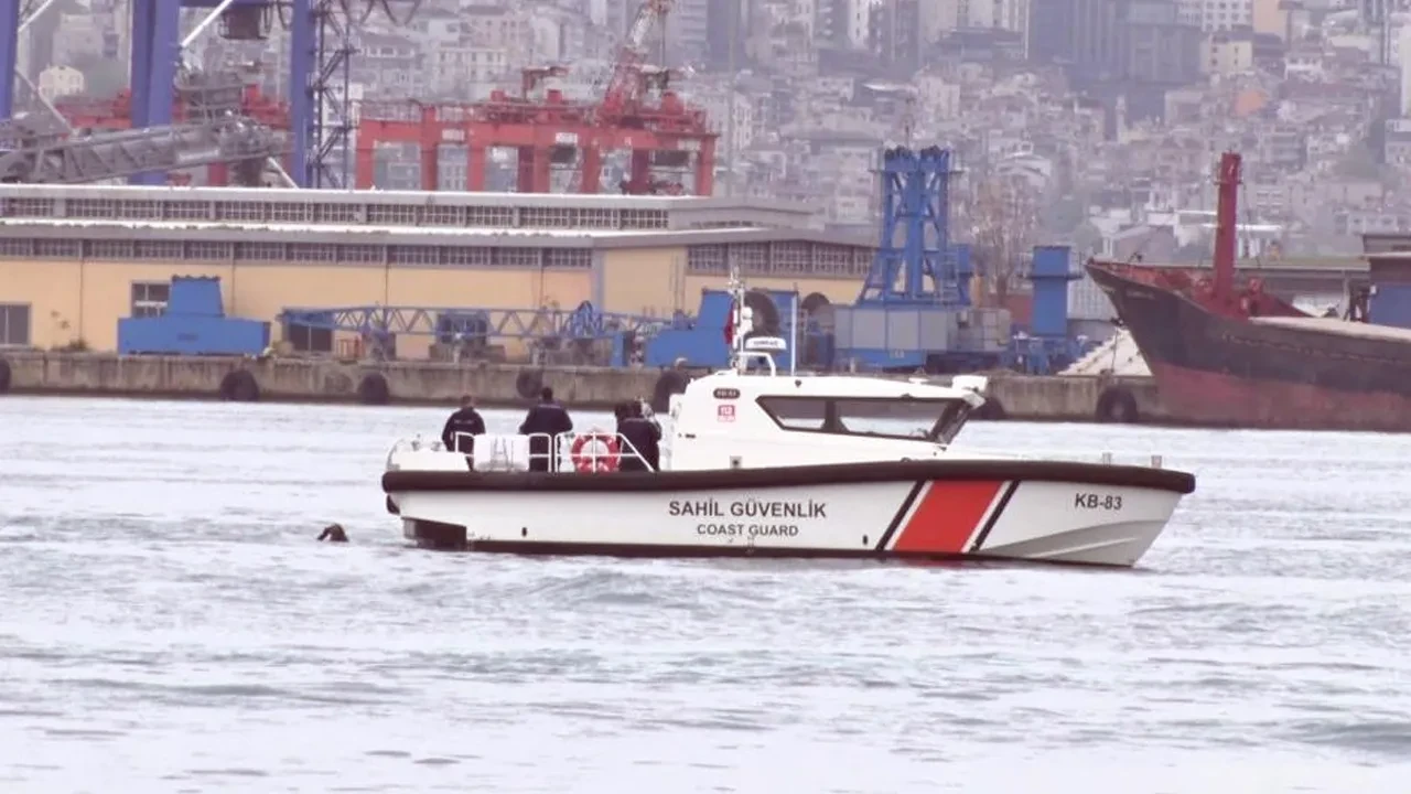 Beşiktaş vapurunda gizemli kayıp! Makhfura Huseynova'dan günlerdir tek iz yok: Dikkat çeken kamerada detayı