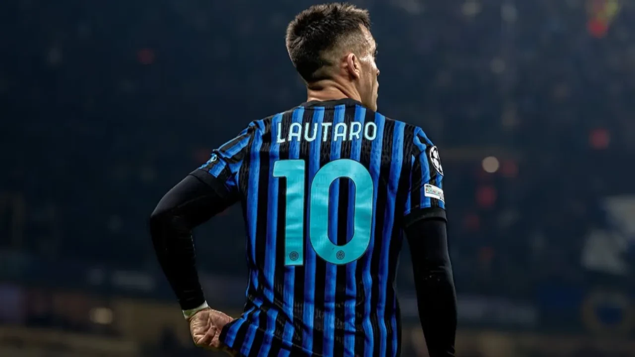  Lautaro Martinez