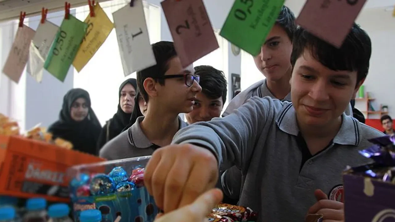 Okullarda yeni dönem! Satışı tamamen yasaklanıyor: Kurallara uymayana 500 bin TL para cezası  