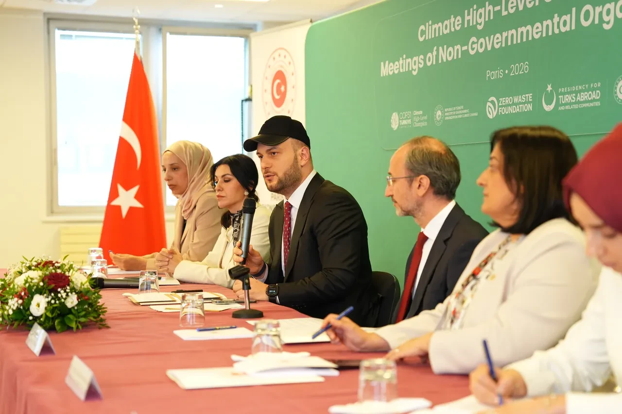 Paris’te iklim diplomasisi: COP31 Şampiyonu Samed Ağırbaş G7 Zirvesi’nde kritik temaslarda bulundu!