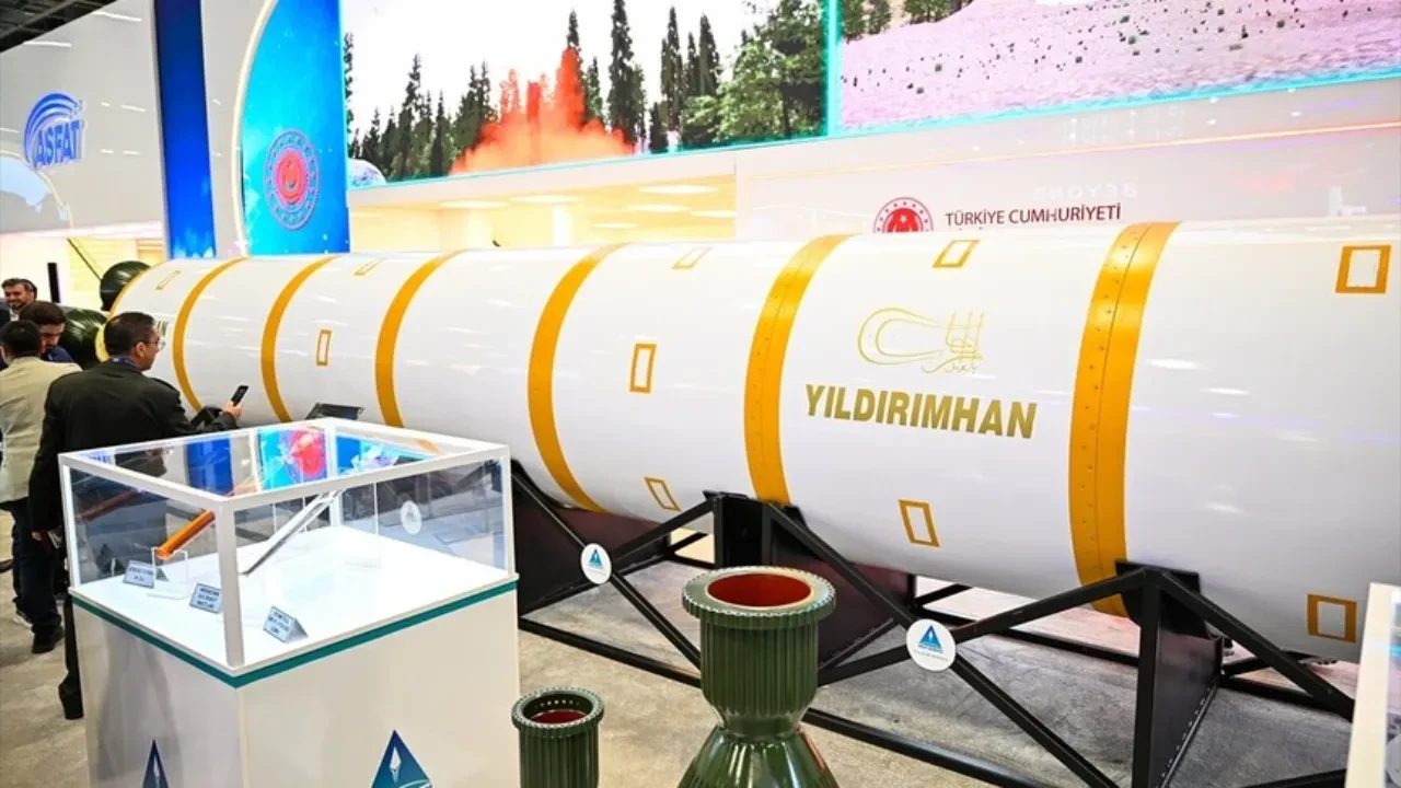 Yıldırımhan füzesi menzili ve hızı ne kadar? İşte Yıldırımhan füzesi özellikleri