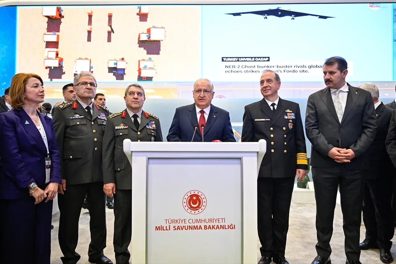 Yıldırımhan füzesi menzili ve hızı ne kadar? İşte Yıldırımhan füzesi özellikleri
