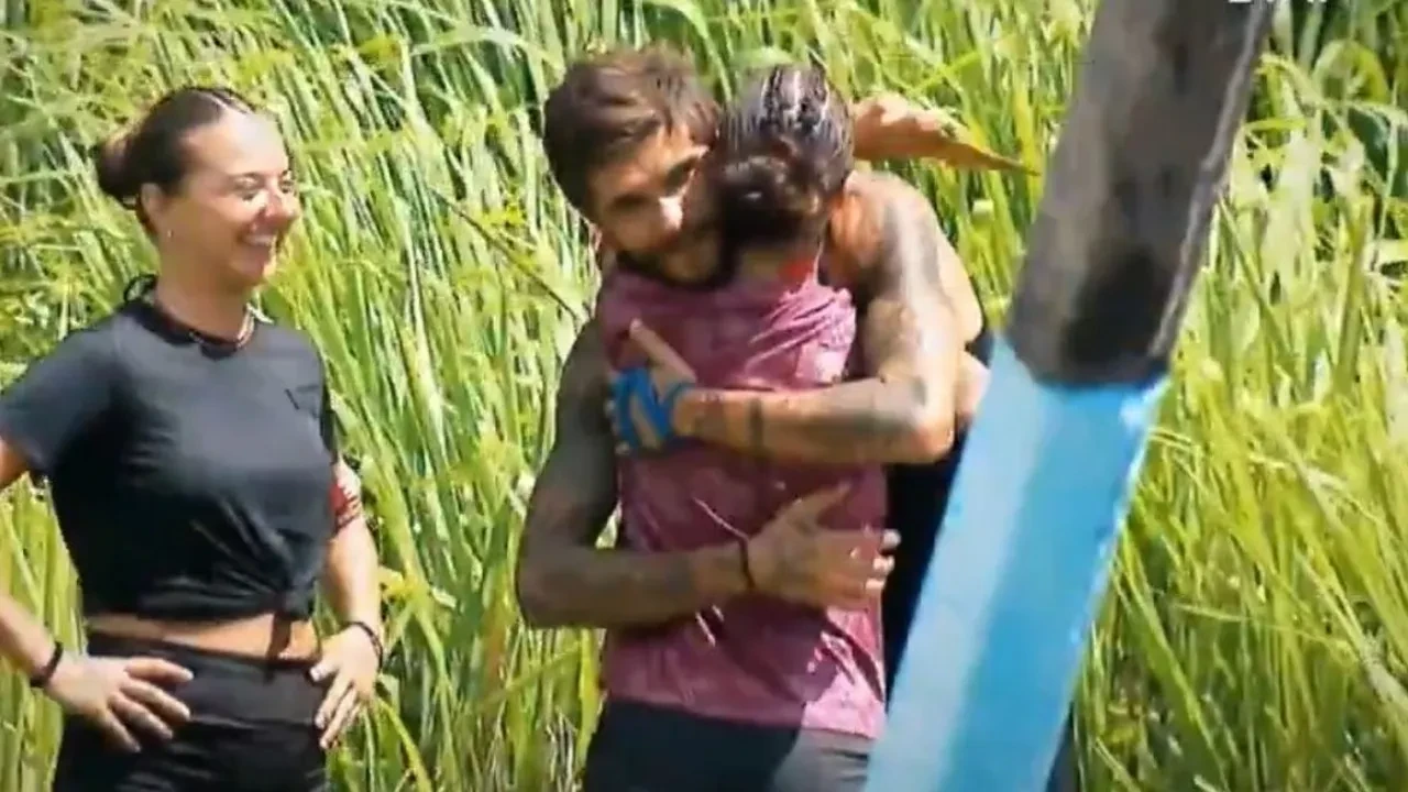 Barış Murat Yağcı Ariadni’ye aşkını itiraf etti! Barış ve Ariadni’nin o anları! 