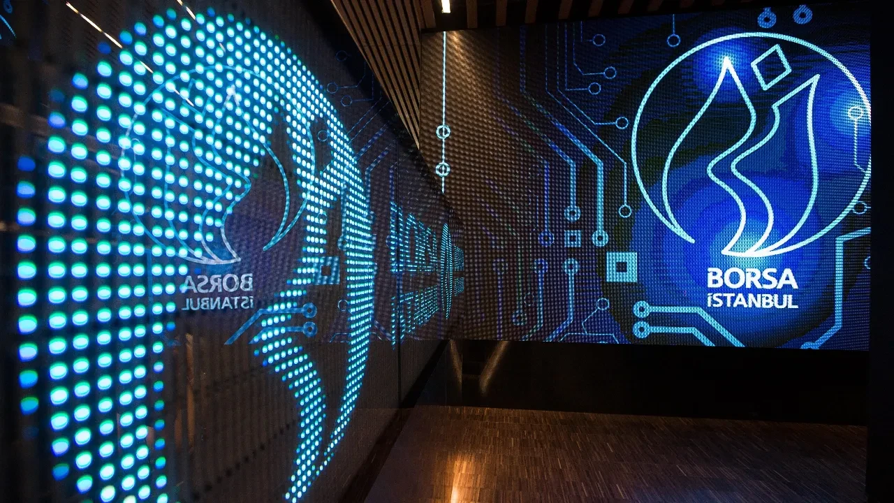 Borsa İstanbul'da tarihi zirve:15 bin puan aşıldı
