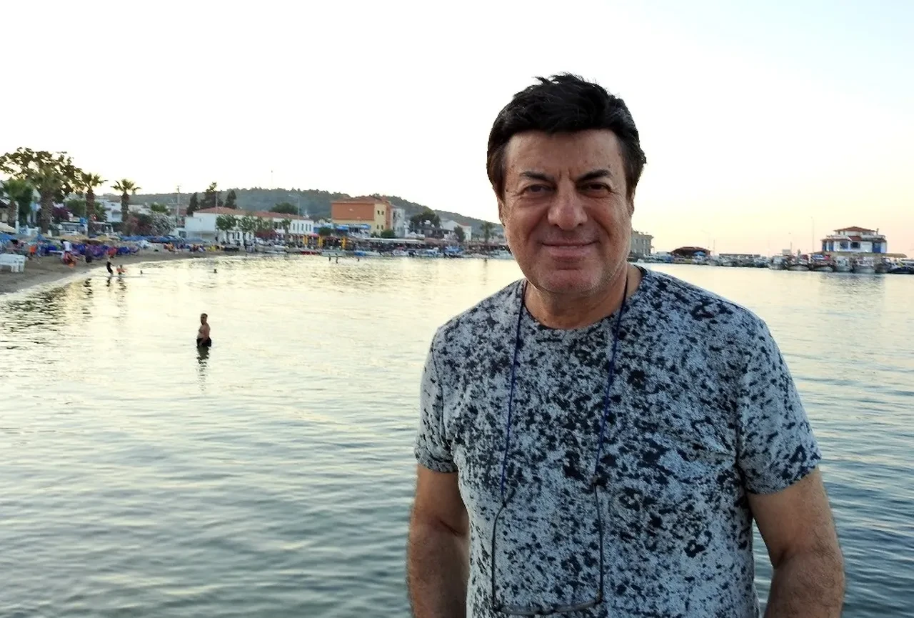 Coşkun Sabah’tan vefa örneği! Kadir İnanır’ı ziyaret etti