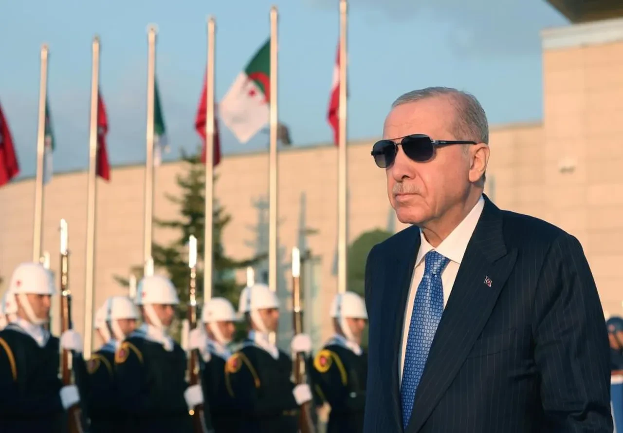 Cumhurbaşkanı Erdoğan, Cezayir lideri Tebbun’u karşıladı
