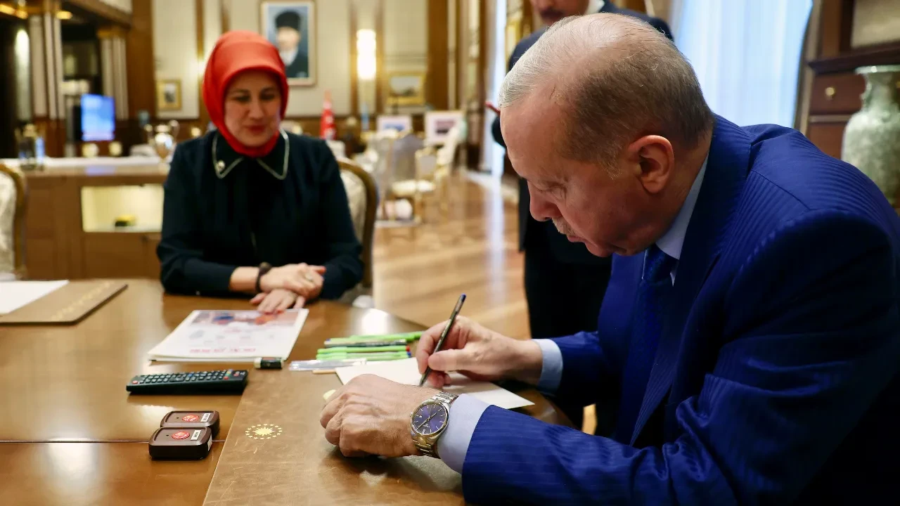 Cumhurbaşkanı Recep Tayyip Erdoğan, kurban vekaletini Türk Kızılay'a verdi!
