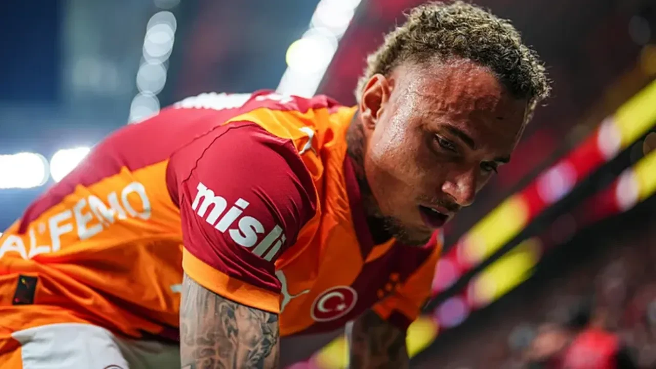 Galatasaray'da büyük temizlik başladı! Yıldız isimler için karar verildi: Osimhen, Icardi, Uğurcan Çakır, Gabriel Sara...