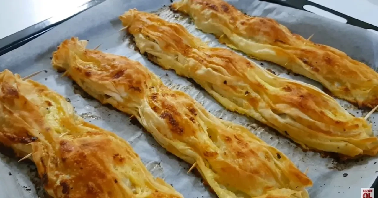 Gelinim Mutfakta pileli börek nasıl yapılır? Oklava gerektirmeyen, 10 dakikada hazırlanan tarif
