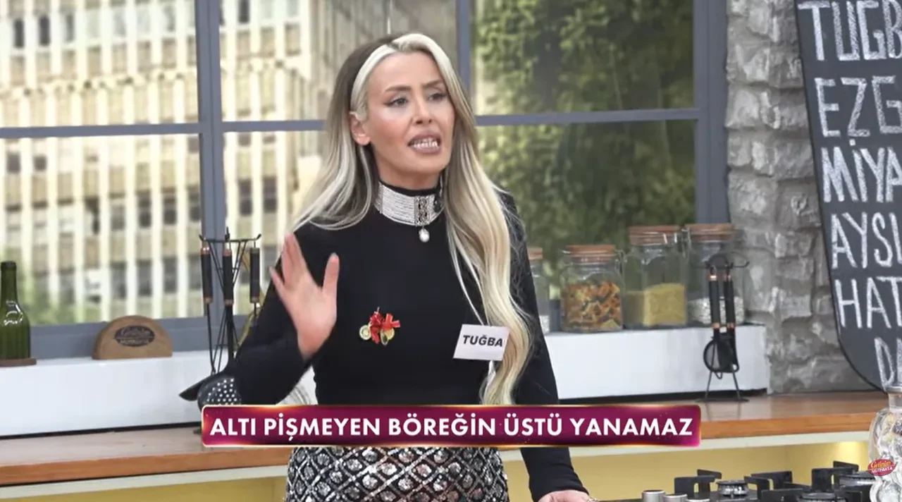 Gelinim Mutfakta tadım masasında şok kavga! Ucuz bir pazardan alınmış kiralık kayınvalidesin