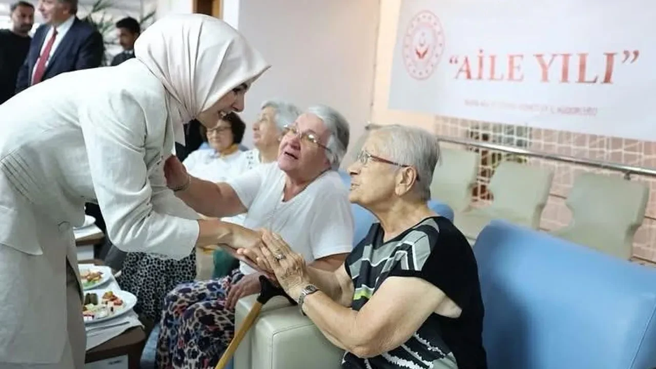 Huzurevleri ile Yaşlı Bakım ve Rehabilitasyon Merkezleri Yönetmeliği Resmi Gazete'de