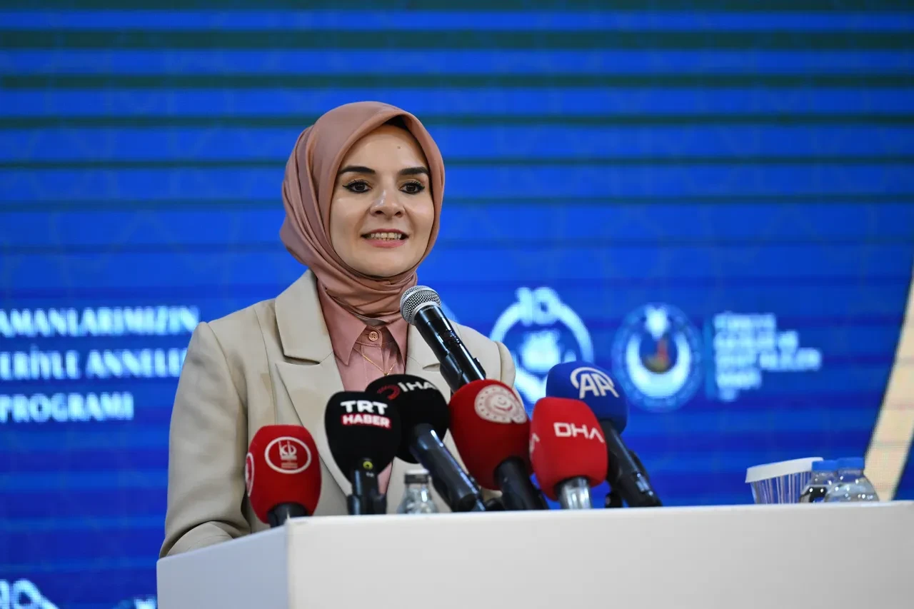 Huzurevleri ile Yaşlı Bakım ve Rehabilitasyon Merkezleri'nde yeni dönem