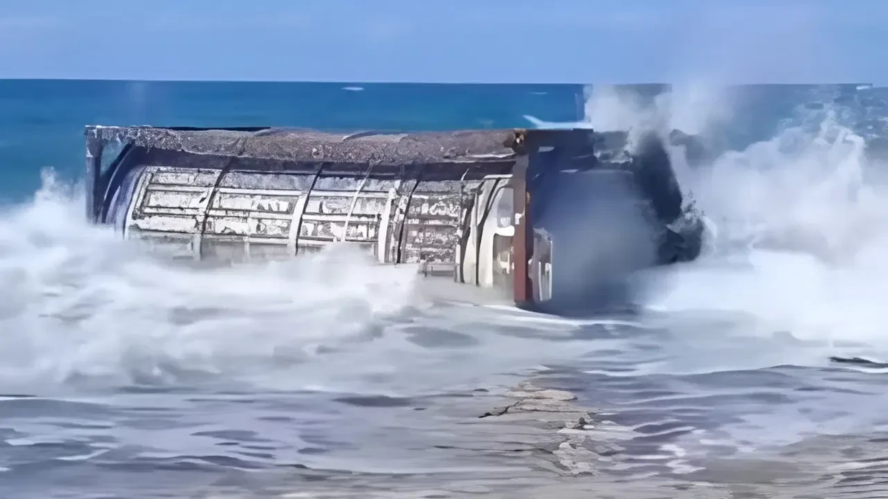 Marsa Matruh kıyısında gizemli hareketlilik: Bölge güvenlik çemberine alındı!