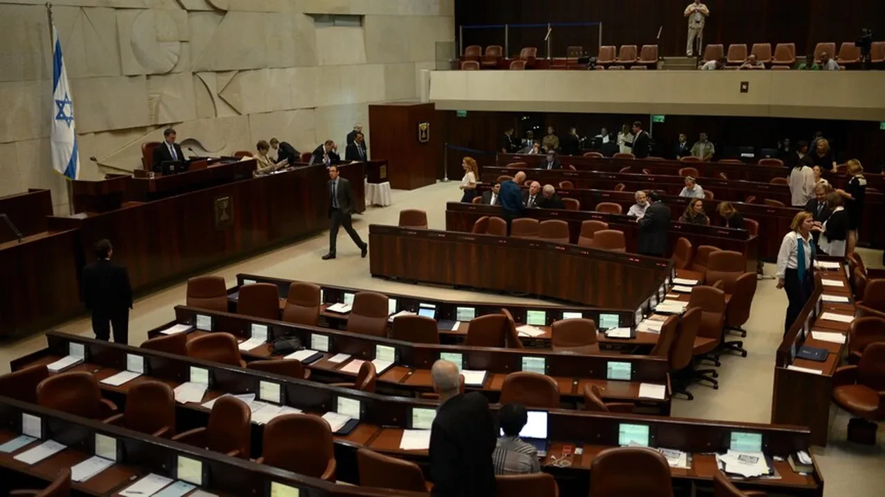 Netanyahu'nun 'kahraman' ilan ettiği eski İsrail ajanı şimdi rakibi oldu: Skandal Gazze çıkışı