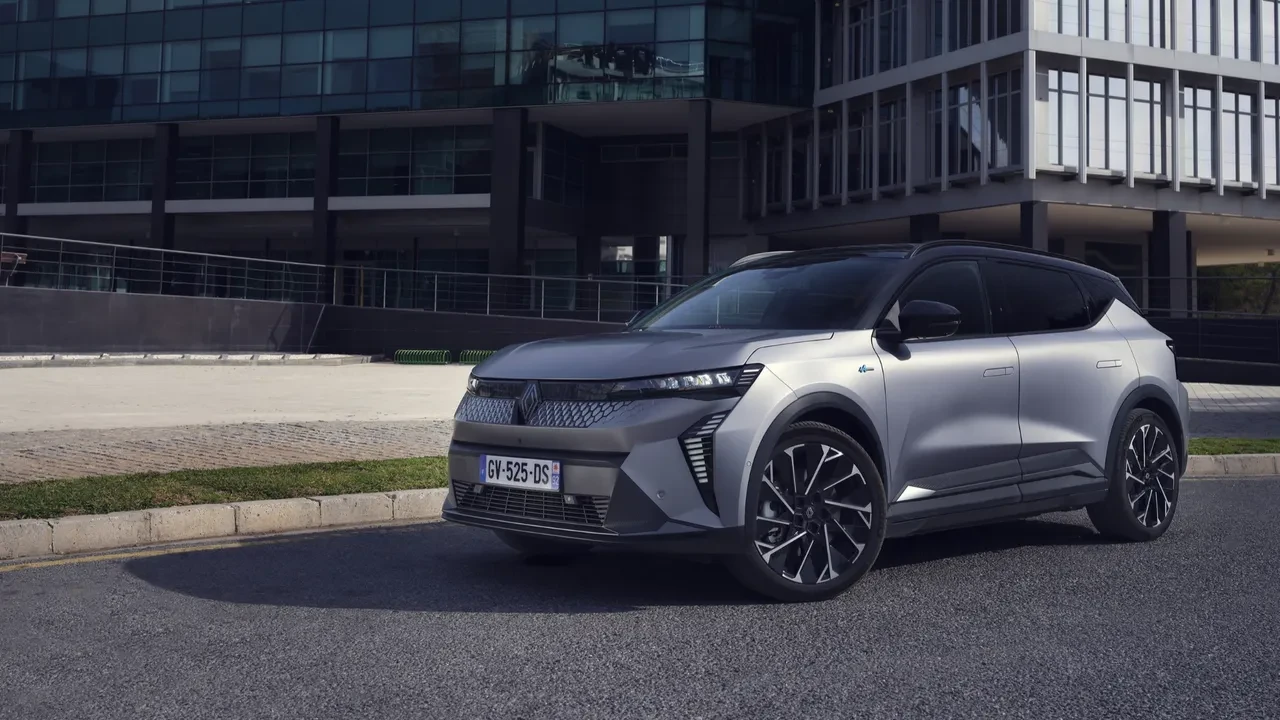 Renault mayıs ayı fiyat listesi yayınlandı! Clio, Megane, Duster, Captur yeni fiyatları alıcıların gözünü korkuttu