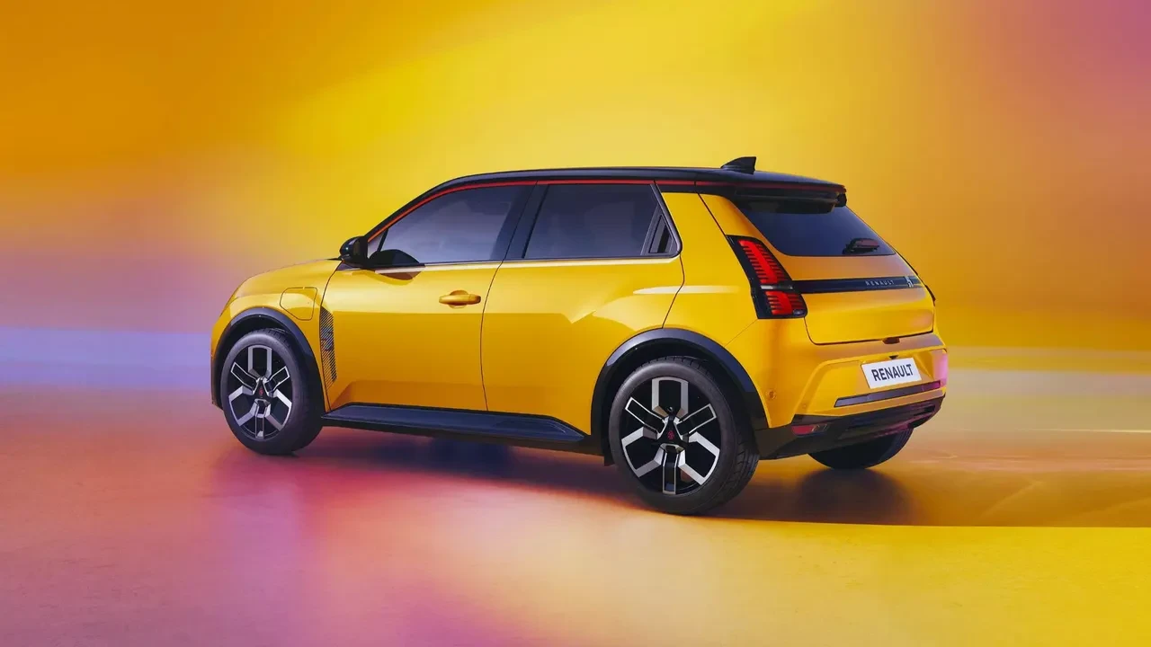 Renault mayıs ayı fiyat listesi yayınlandı! Clio, Megane, Duster, Captur yeni fiyatları alıcıların gözünü korkuttu