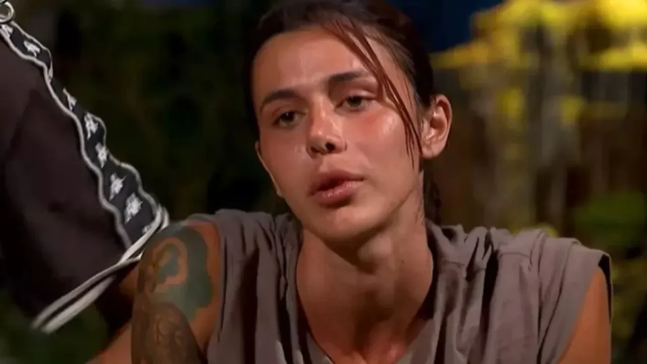 Survivor 2026’da yeni aşk! Yunan yarışmacı Nefise’yi Dubai’ye davet etti’ 