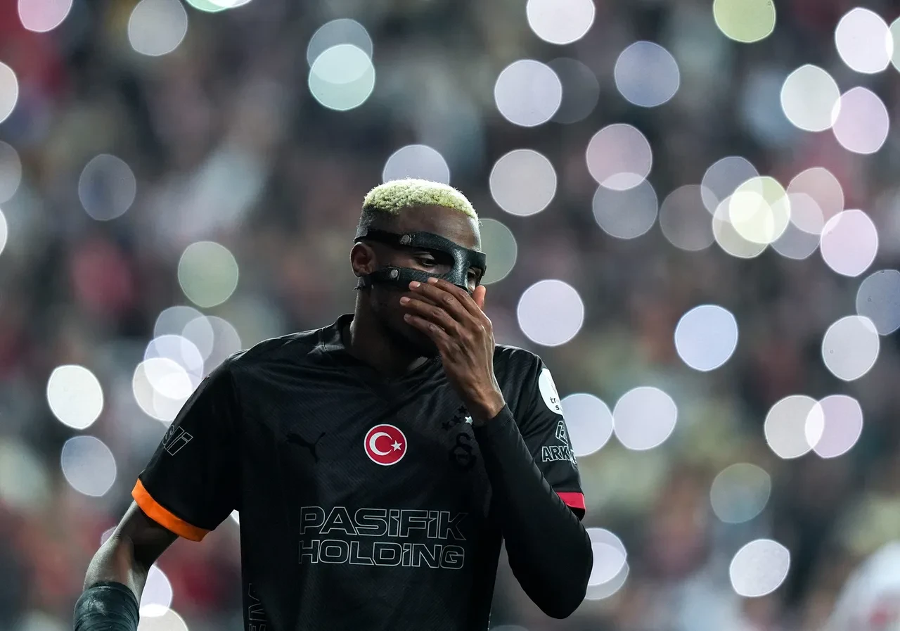 Victor Osimhen'e rekor bonservis! Galatasaray yıldız oyuncunun fiyatını belirledi