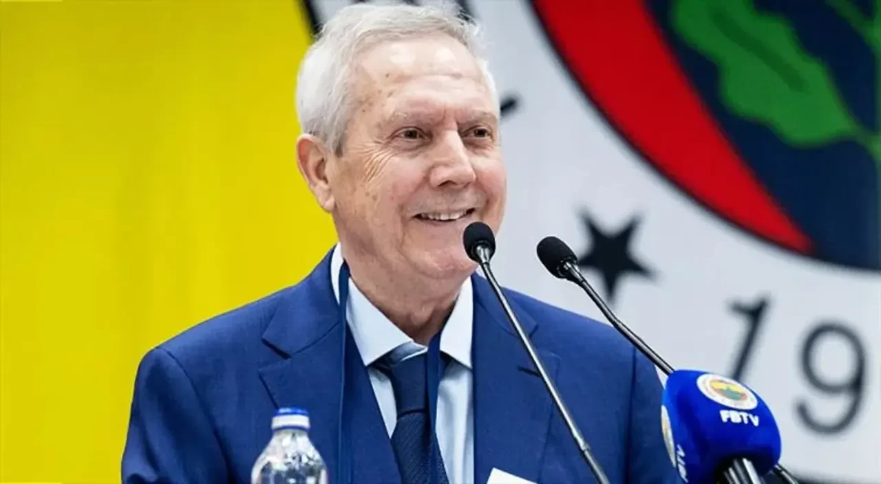 Aziz Yıldırım adaylığını açıkladı, hocasını belirledi: Seçilirse takım efsane isme emanet!
