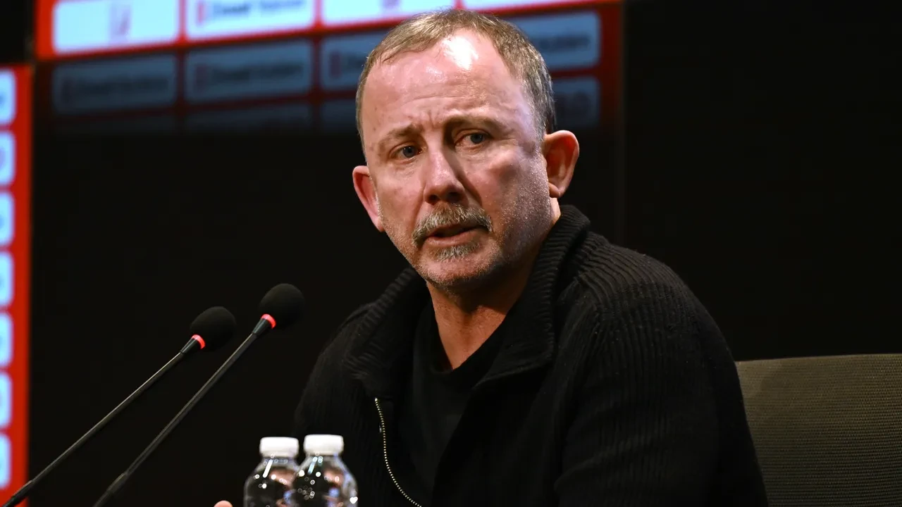 Beşiktaş Sergen Yalçın kararını verdi! Asbaşkan Murat Kılıç açıkladı