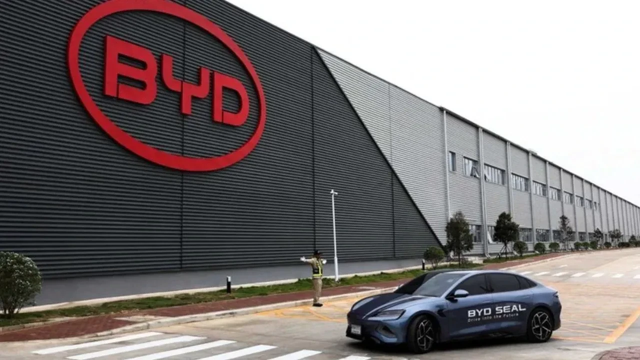 BYD Türkiye pazarından çekiliyor mu? Şirketten açıklama geldi