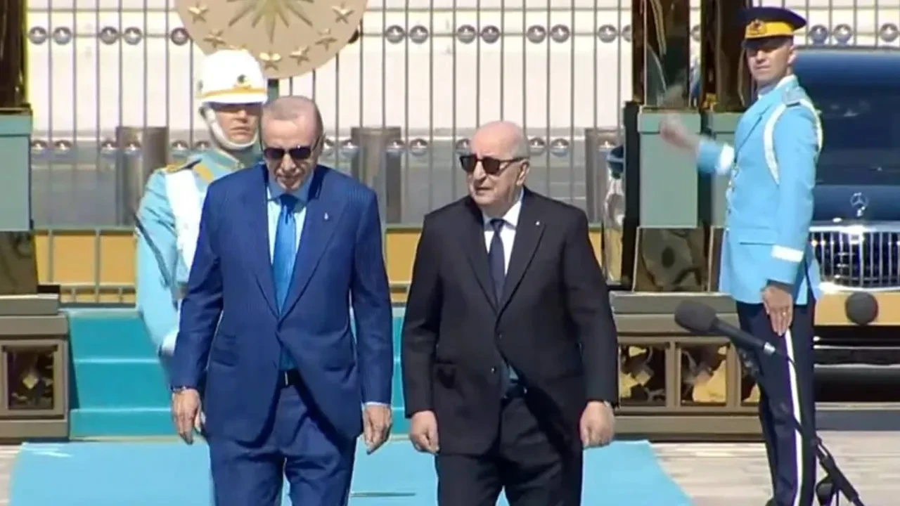 Cumhurbaşkanı Erdoğan, Cezayir lideri Abdülmecid Tebbun'u Beştepe'de karşıladı