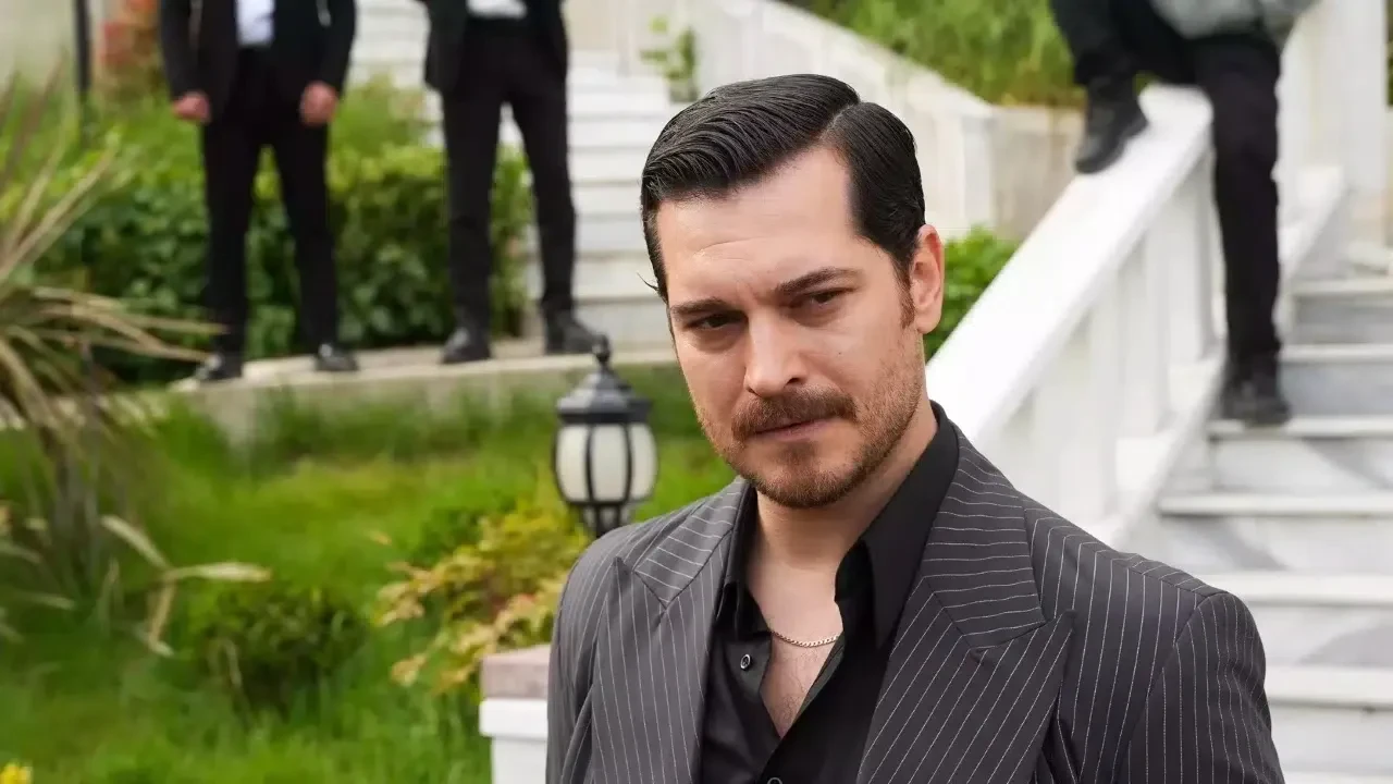 Instagram’ın bot hesap temizliği ünlüleri sarstı! Demet Özdemir, Burak Özçivit, Çağatay Ulusoy'un gerçek takipçileri ortaya çıktı