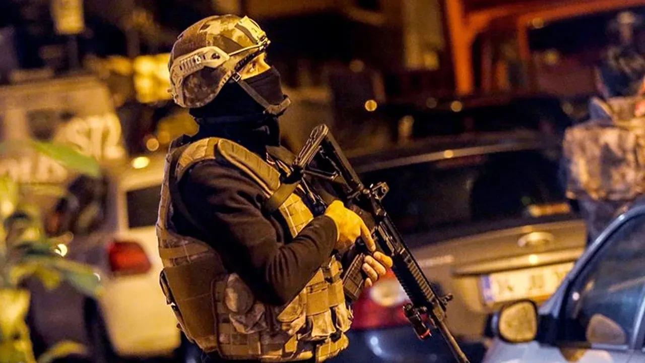 İstanbul'da DEAŞ operasyonu! Çok sayıda gözaltı var